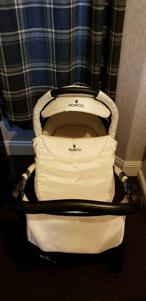 venicci yellow pram